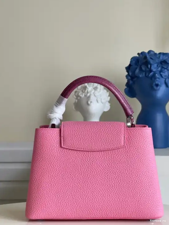 First bag ru CAPUCINES LOUIS BB VUITTON 0618